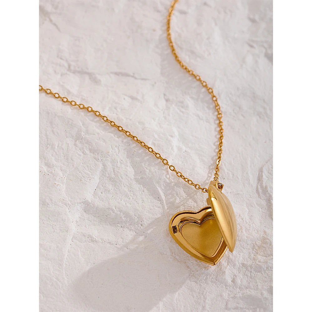 Vintage Schakelketting Met Hart Medaillon